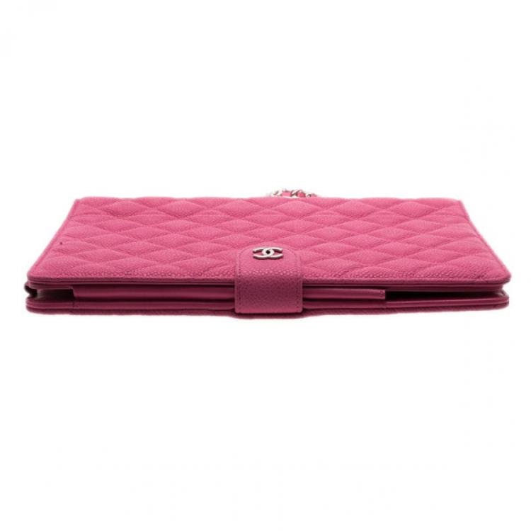 Pre Owned Chanel Pink Quilted Leather Crossbody iPad Case