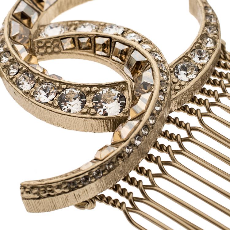 مملوكة مسبقًا Chanel CC Crystal Embellished Gold Tone Hair Comb