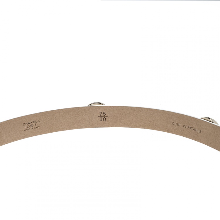 Pre Owned Chanel White Leather Pearl Embellished Belt 75cm