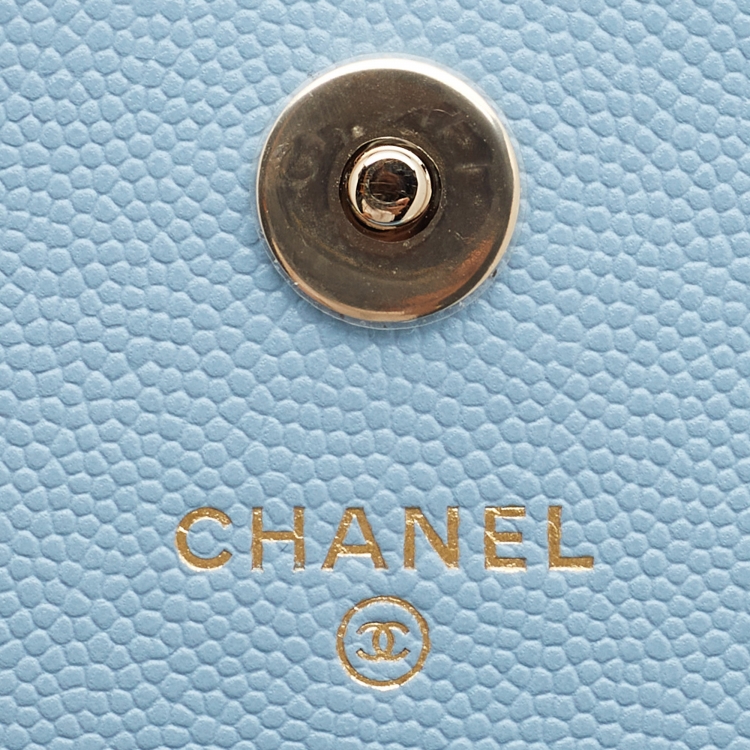 مملوكة مسبقًا Chanel Light Blue Caviar Quilted Leather Crystal CC Flap Chain Phone Case