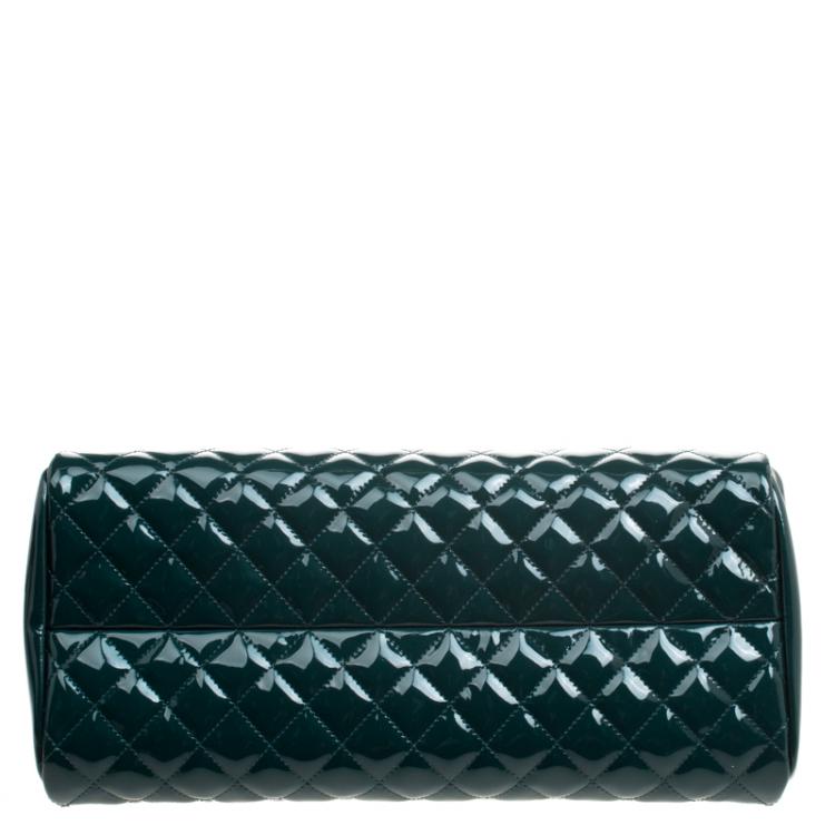 Pre Owned Chanel Green Quilted Patent Leather Medium Just Mademoiselle Bowling Bag