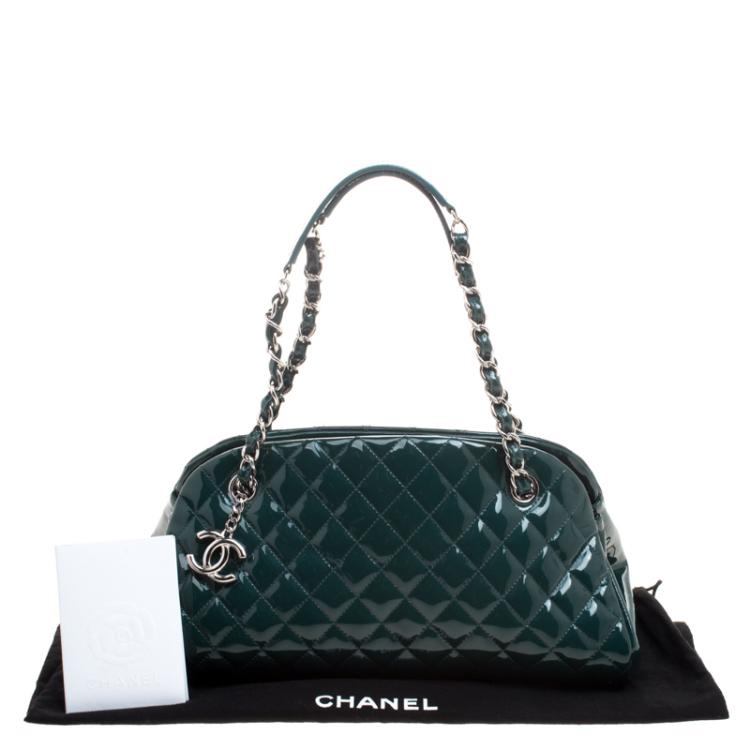Pre Owned Chanel Green Quilted Patent Leather Medium Just Mademoiselle Bowling Bag