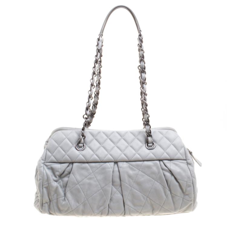 Pre Owned Chanel Grey Quilted Iridescent Leather Chic Quilt Bowling Bag