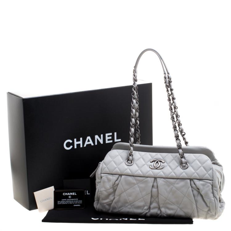Pre Owned Chanel Grey Quilted Iridescent Leather Chic Quilt Bowling Bag