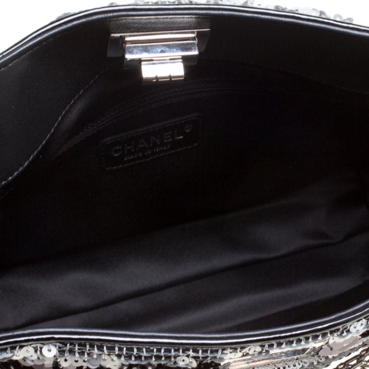 Pre Owned Chanel Black/Grey Striped Sequins Small Reissue Tote