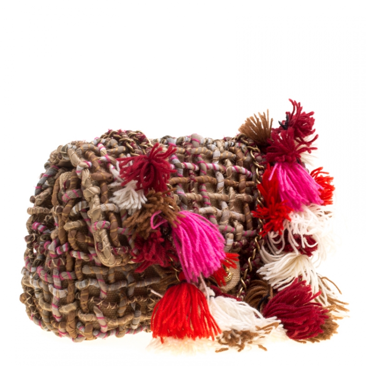 مملوكة مسبقًا Chanel Beige/Multicolor Fabric and Canvas Pompom Flap Shoulder Bag