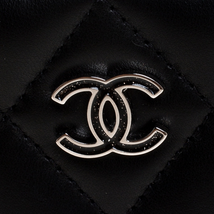 Pre Owned Chanel Black Quilted Leather Classic Card Holder