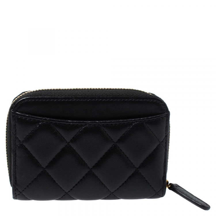 Pre Owned Chanel Black Quilted Leather Zip Around Coin Purse