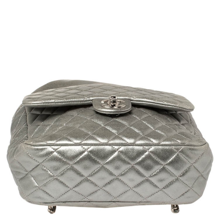 Pre Owned Chanel Silver Quilted Leather Large Seoul Backpack