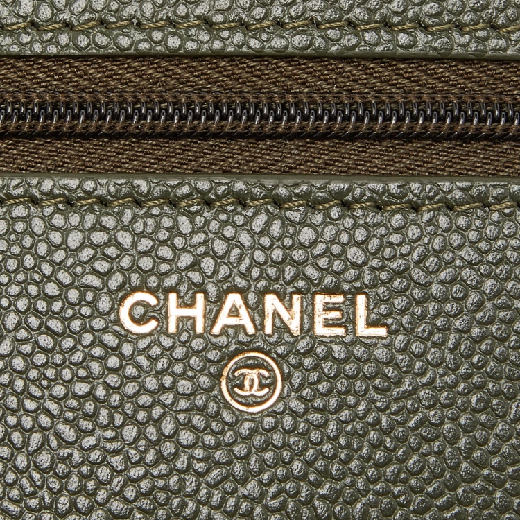 Pre Owned Chanel Green Quilted Caviar Leather Chain CC Wallet on Chain