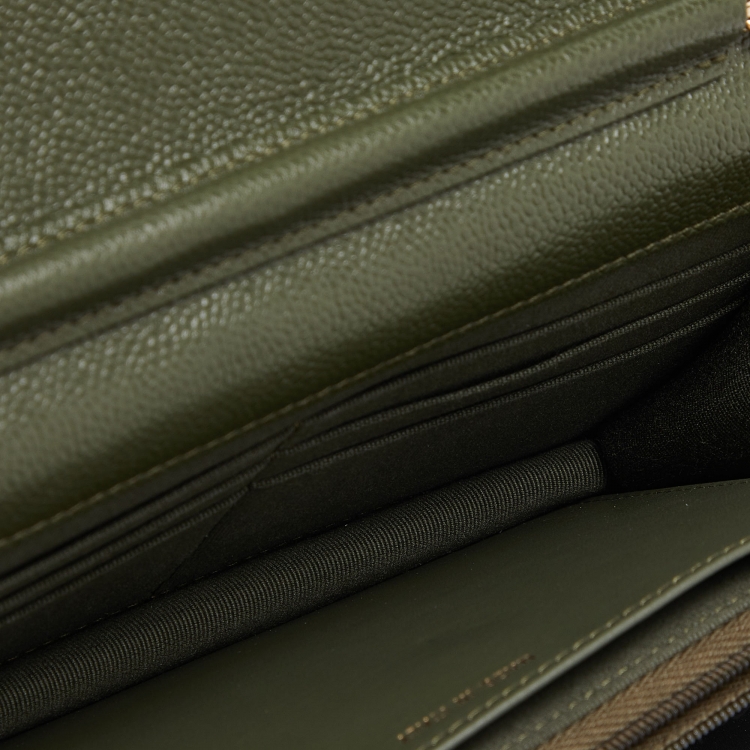 Pre Owned Chanel Green Quilted Caviar Leather Chain CC Wallet on Chain