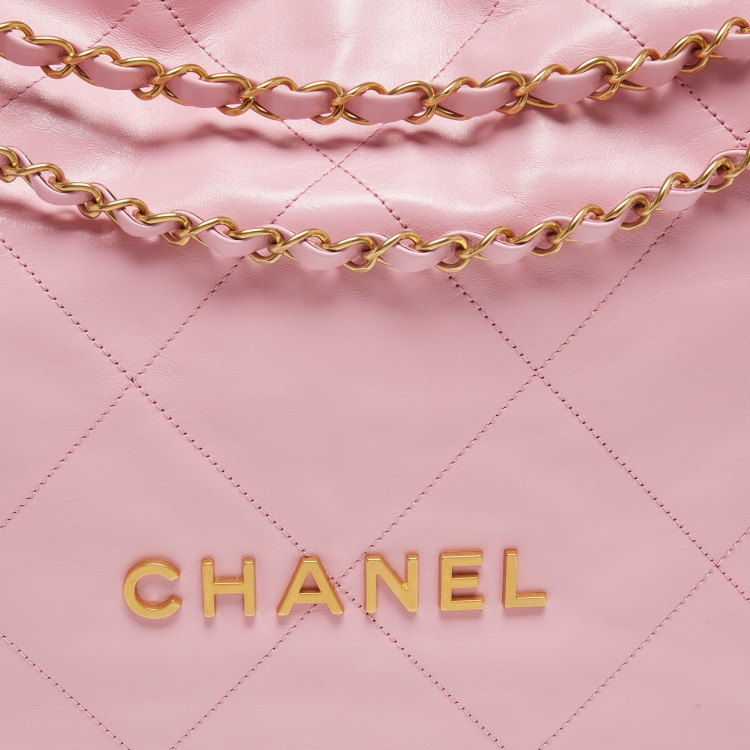 Pre Owned Chanel Pink Quilted Leather Small 22 Hobo