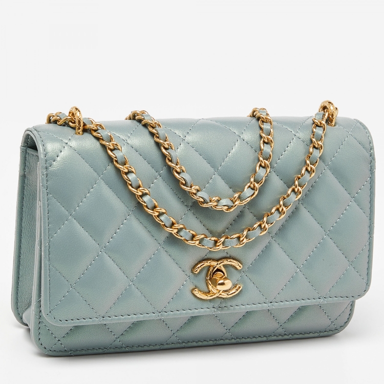 Pre Owned Chanel Pearl Light Green Quilted Leather Wallet on Chain 