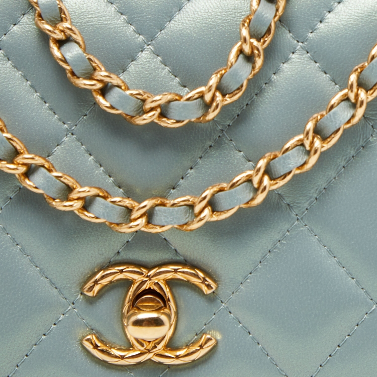 Pre Owned Chanel Pearl Light Green Quilted Leather Wallet on Chain 