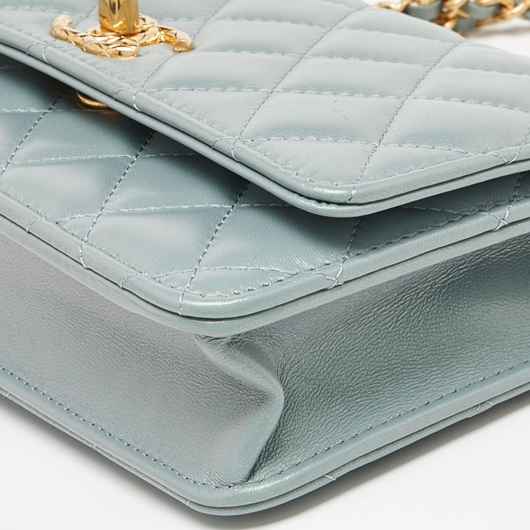 Pre Owned Chanel Pearl Light Green Quilted Leather Wallet on Chain 
