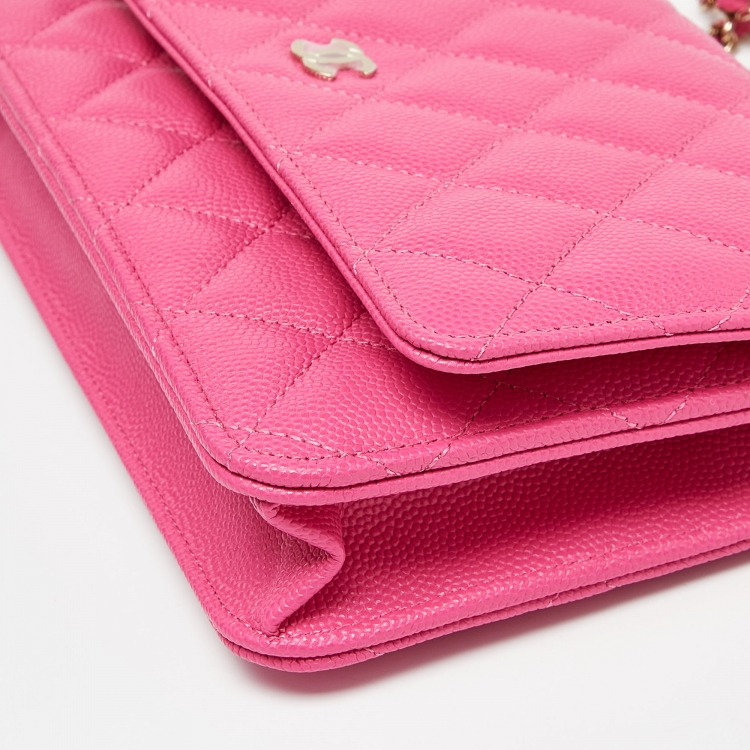 Pre Owned Chanel Pink Quilted Caviar Leather CC Classic Flap Wallet on Chain