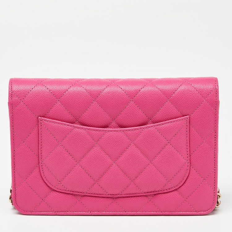 Pre Owned Chanel Pink Quilted Caviar Leather CC Classic Flap Wallet on Chain