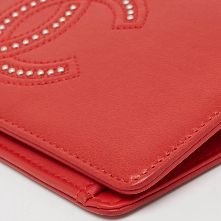 Pre Owned Chanel Red Leather Studded CC L Yen Wallet