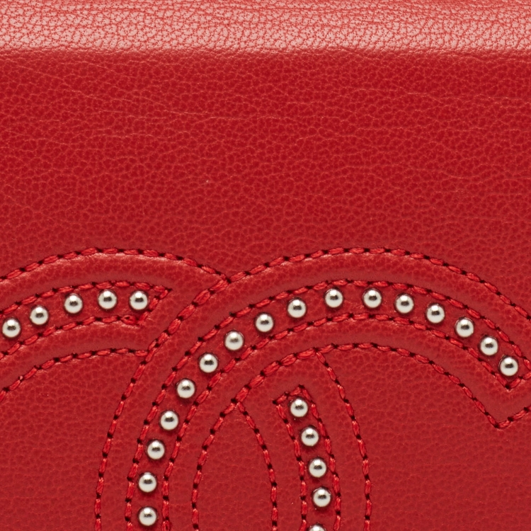 Pre Owned Chanel Red Leather Studded CC L Yen Wallet
