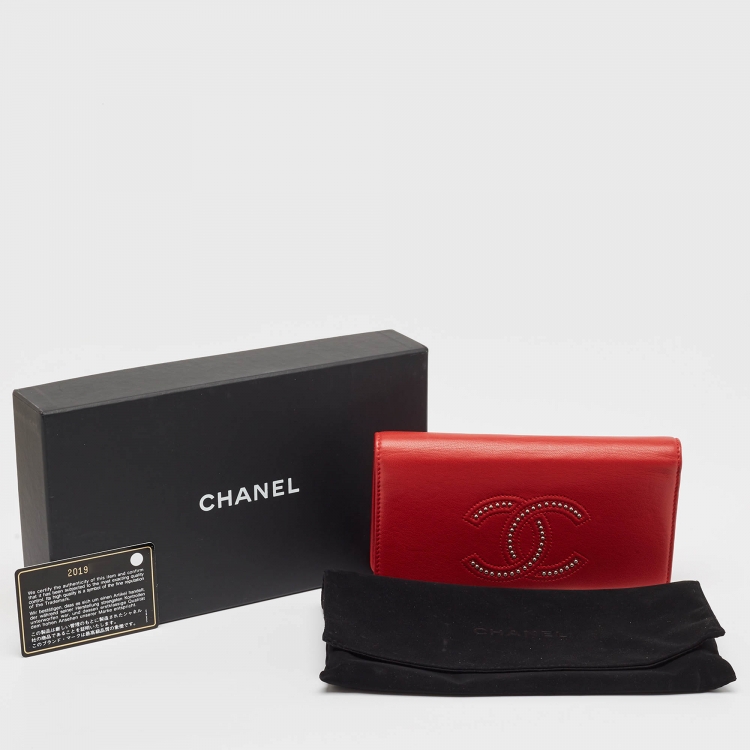 Pre Owned Chanel Red Leather Studded CC L Yen Wallet