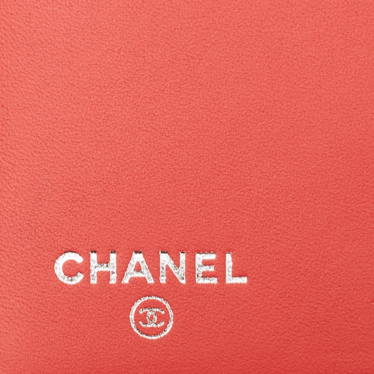 Pre Owned Chanel Red Leather Studded CC L Yen Wallet