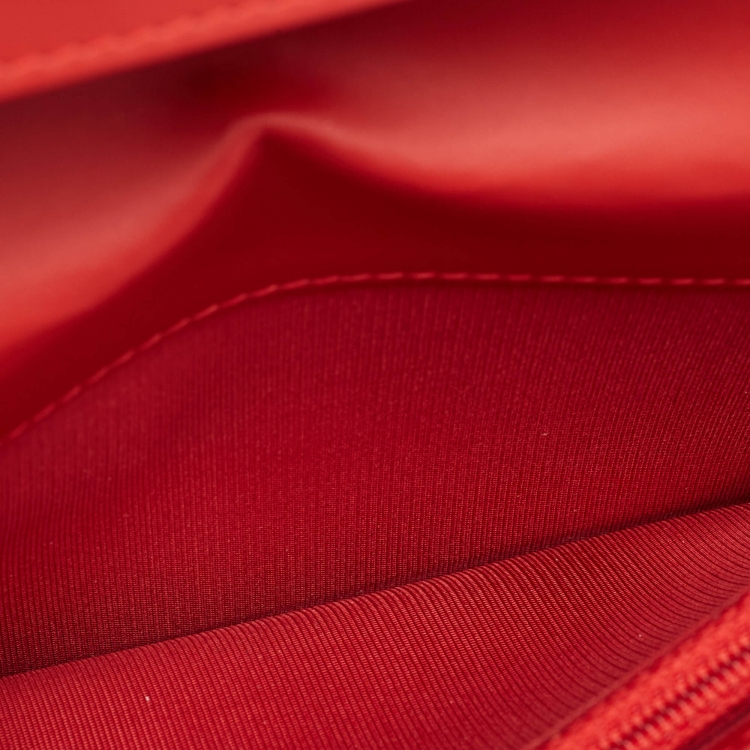 Pre Owned Chanel Red Leather Studded CC L Yen Wallet