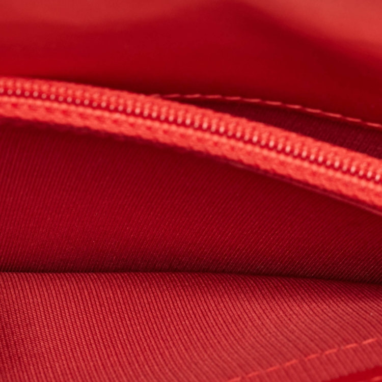 Pre Owned Chanel Red Leather Studded CC L Yen Wallet