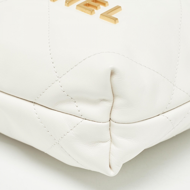 Pre Owned Chanel White Quilted Leather Mini 22 Chain Bag