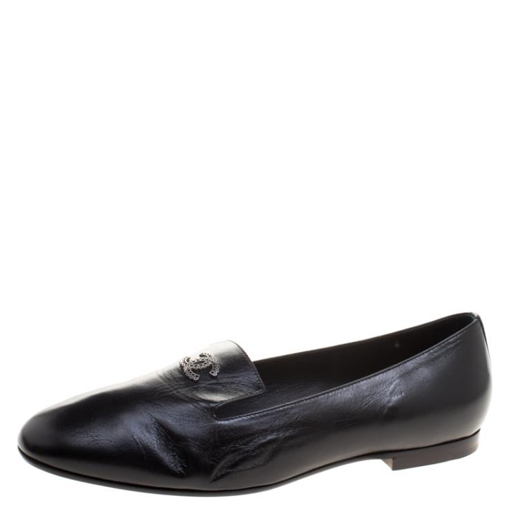 Pre Owned Chanel Black Leather CC Smoking Slippers Size 39.5