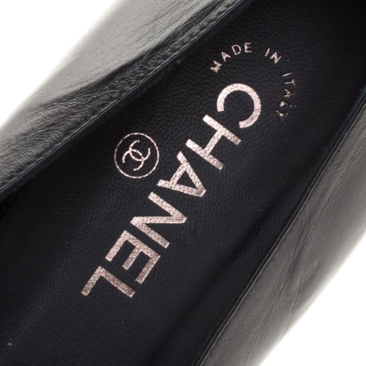 Pre Owned Chanel Black Leather CC Smoking Slippers Size 39.5