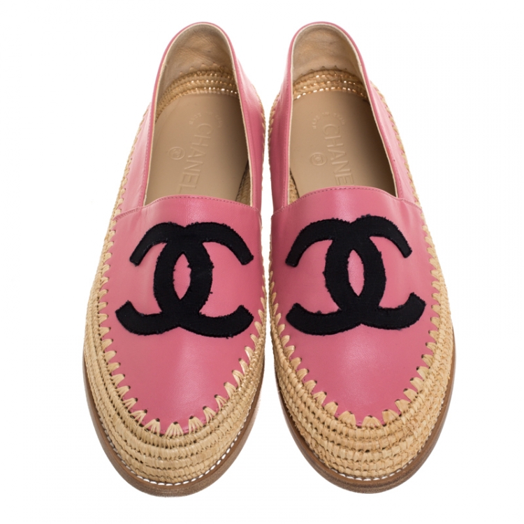 Pre Owned Chanel Pink Leather And Jute CC Espadrille Loafers Size 41