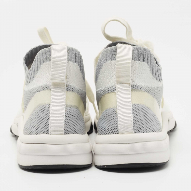 Pre Owned Chanel Grey/White Knit Fabric CC Sneakers Size 40