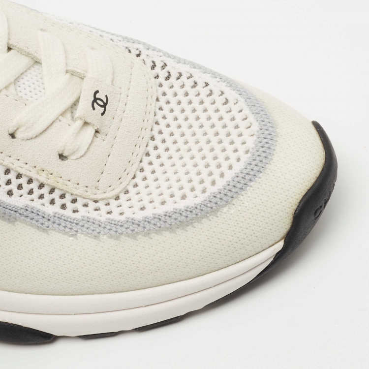Pre Owned Chanel Grey/White Knit Fabric CC Sneakers Size 40