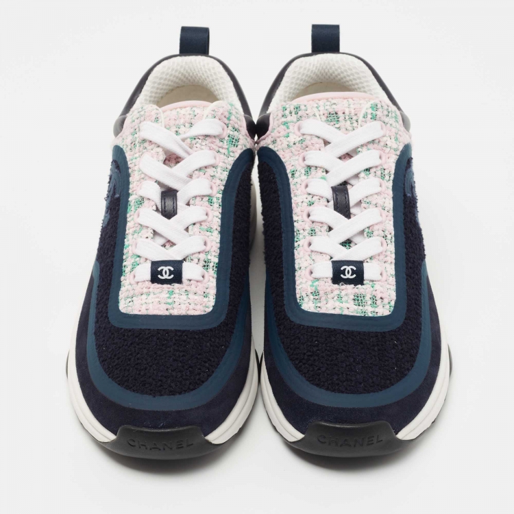Pre Owned Chanel Navy Blue/Pink Tweed CC Low Top Sneakers Size 37.5