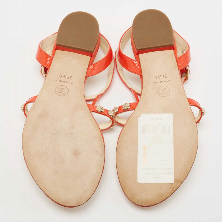 Pre Owned Chanel Orange Patent Leather CC Camellia Studs Thong Flats Size 37.5 