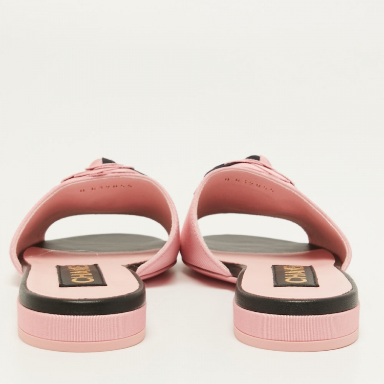 Pre Owned Chanel Pink/Navy Blue Canvas CC Camelia Flat Slides Size 37