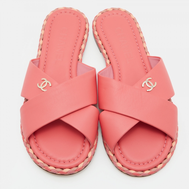 Pre Owned Chanel Peach Leather Braided Trim Criss Cross CC Flat Slides Size 36