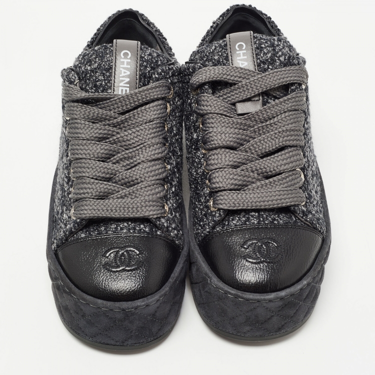 Pre Owned Chanel Tweed Grey/Black Woven Fabric and Leather Cap Toe Low Top Sneakers Size 39.5