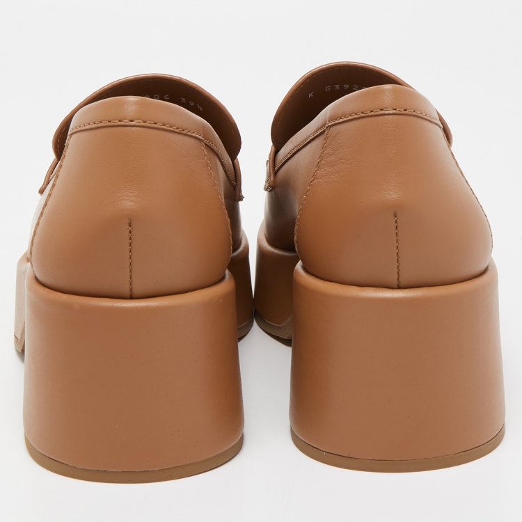 Pre Owned Chanel Brown Leather CC Platform Loafers Size 39.5