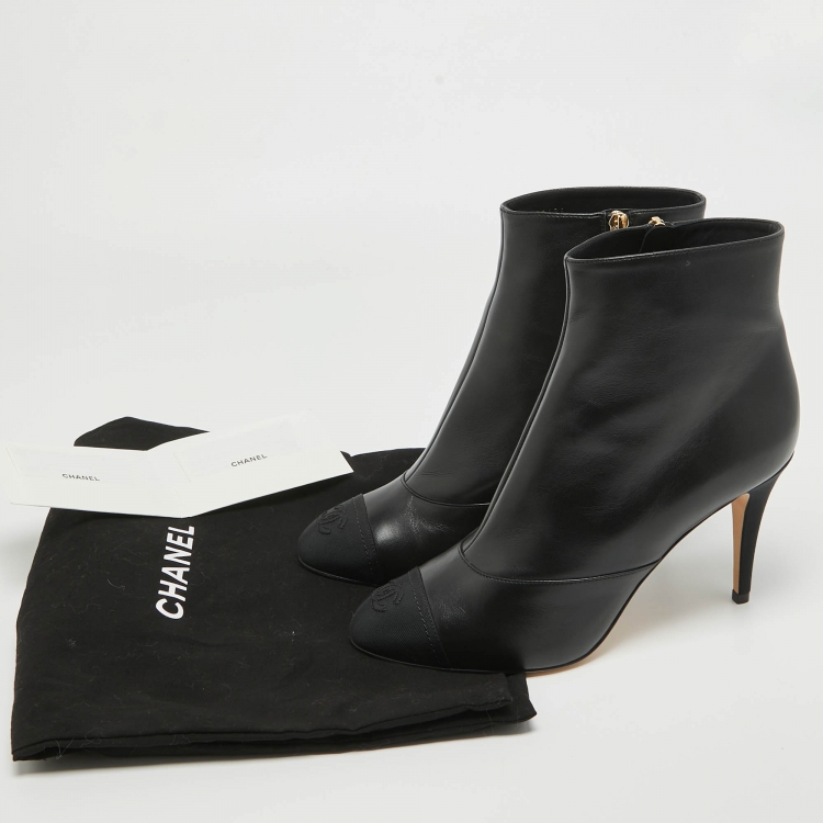مملوكة مسبقًا Chanel Black Leather and CC Fabric Cap Toe Ankle Booties Size 40.5