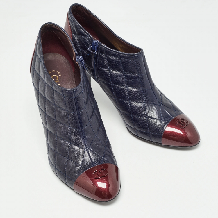Pre Owned Chanel Blue/Burgundy Leather Interlocking CC Logo Boots Size 38.5