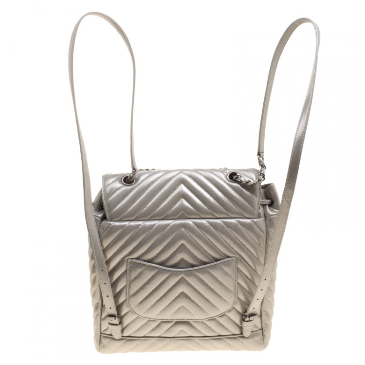 Pre Owned Chanel Silver Chevron Quilted Leather Urban Spirit Backpack