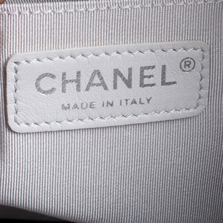 Pre Owned Chanel Silver Chevron Quilted Leather Urban Spirit Backpack