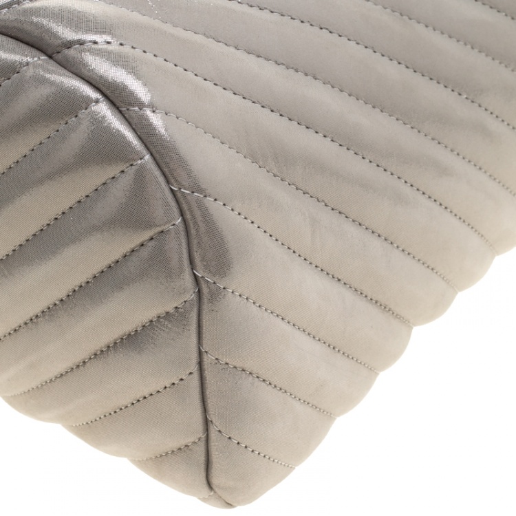 Pre Owned Chanel Silver Chevron Quilted Leather Urban Spirit Backpack