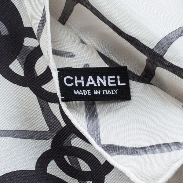 Pre Owned Chanel Off White Camellia and CC Logo Print Silk Square Scarf