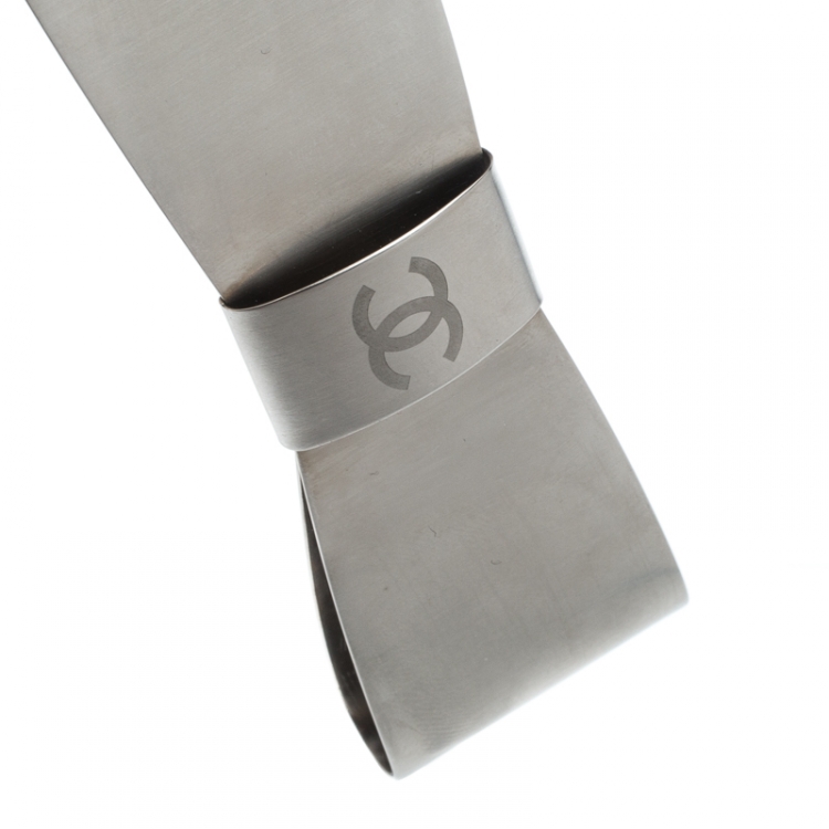 Pre Owned Chanel CC Double Bow Silver Tone Barrette Hair Clip