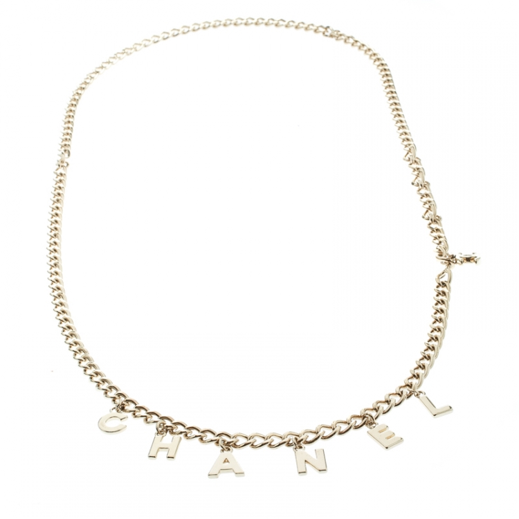 Pre Owned Chanel Logo Charm Gold Tone Chain Link Belt