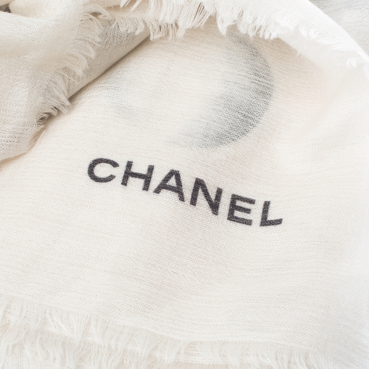 Pre Owned Chanel CC Beige Sphere and Camellia Print Cashmere Silk Shawl