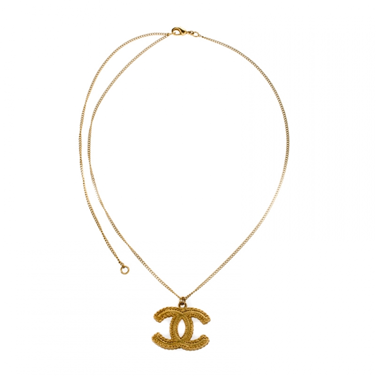 Chanel CC Textured Logo Gold Tone Pendant Necklace Chanel