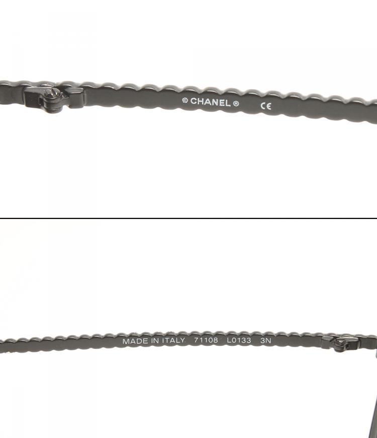 مملوكة مسبقًا Chanel Black 71108 Shield Runway Sunglasses 